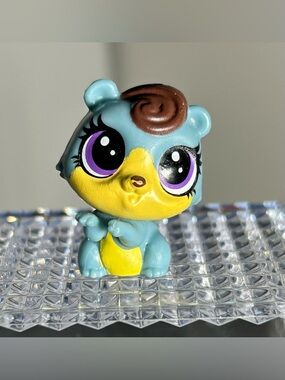 Littlest Pet Shop #4141 Gina Pello Guinea Pig